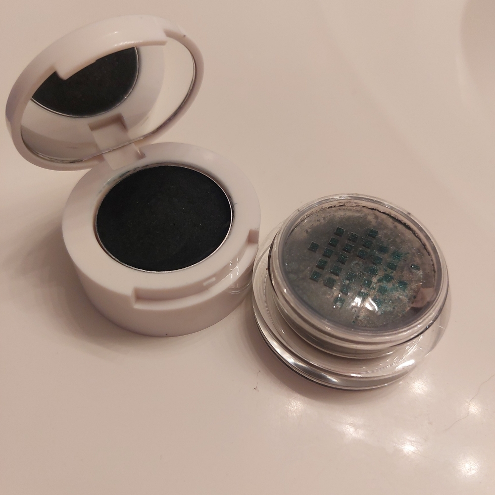 Makeup Bundle💄🛍 - Picture 6 of 14